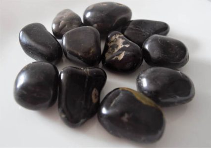 black onyx stones group 426x300 - سنگ لاوا